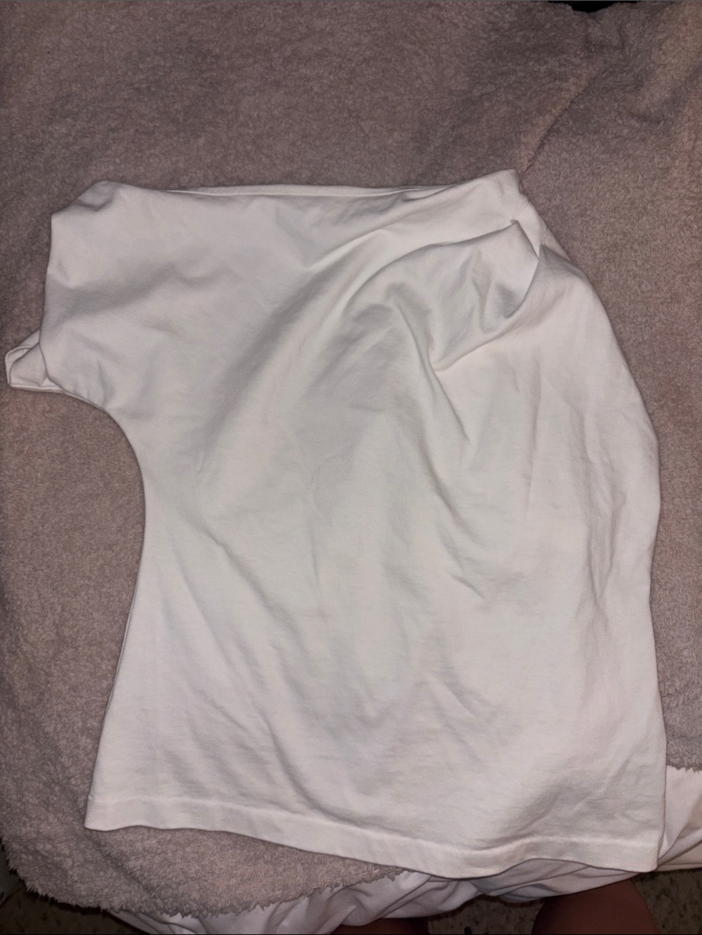 Double Lined Thick Off-Shoulder White Women’s Top from Banana Republic - Picture 2 of 3